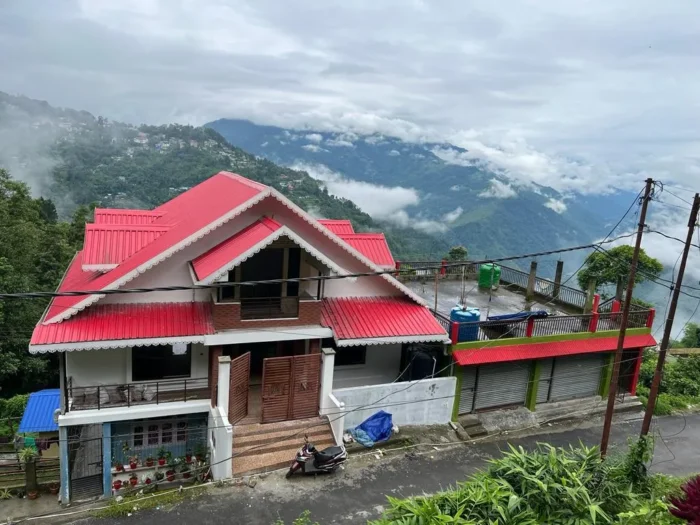 Cozy Hill View Homestay in Bhalukhop, Kalimpong