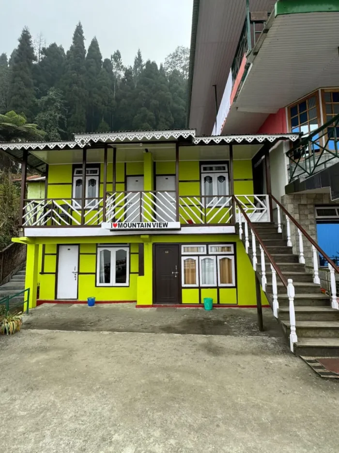 Homestay in Sillery Gaon with Peaceful Mountain Views