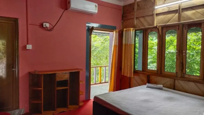 Jaldapara Forest Homestay Near Sisamara Range