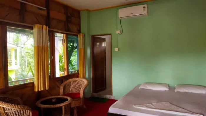 Jaldapara Forest Homestay Near Sisamara Range