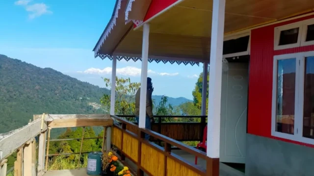Homestay in Chatakpur