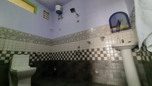Homestay in Rongaroon
