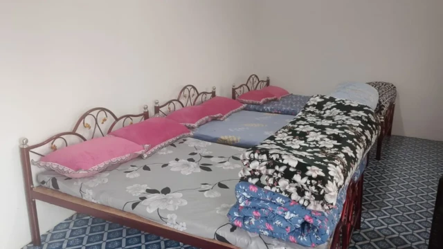 Homestay in Rongaroon