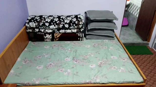 Homestay in Rongaroon